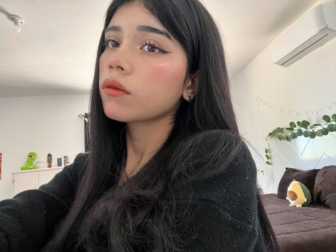 SLUT leaked taking BBC with fingers in ass