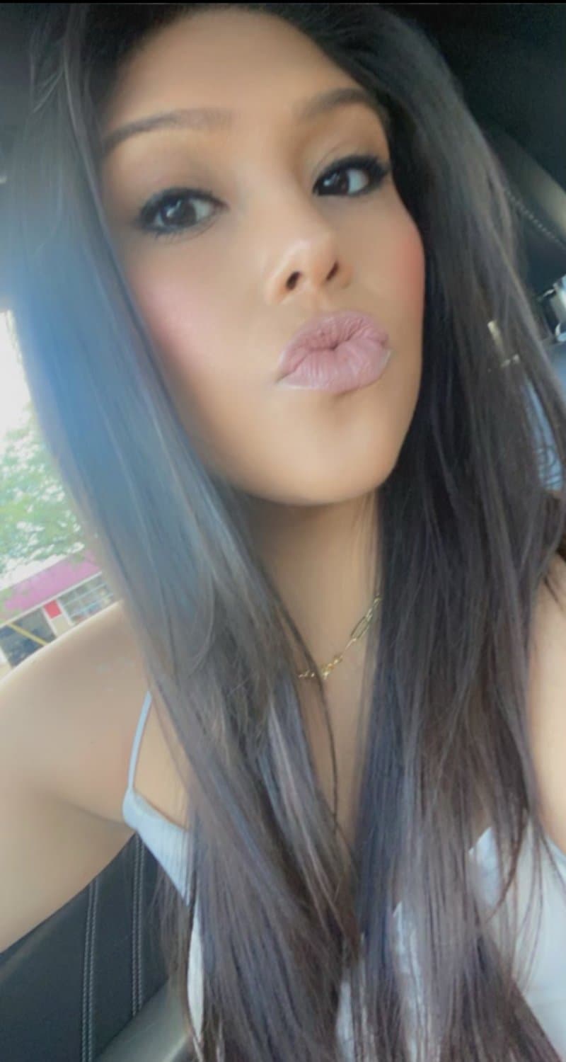 Latina webslut Heidi naked in public . Loves being caught. Kik cway5