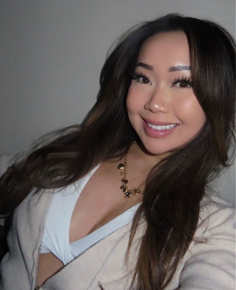 Hot asian abg babe blowjob, deepthroat, gagg on bbc and swallow his cum. Asian love big black cocks