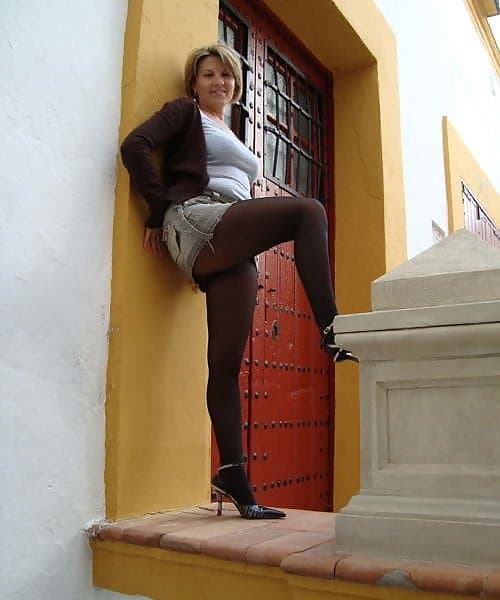 Danielle - At Home & On Holiday