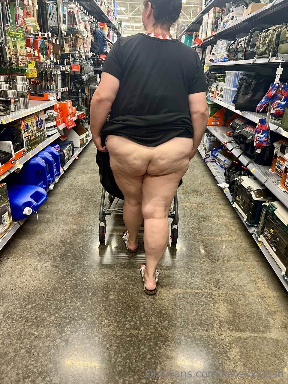 Horny Bbw wife show her skill for husband