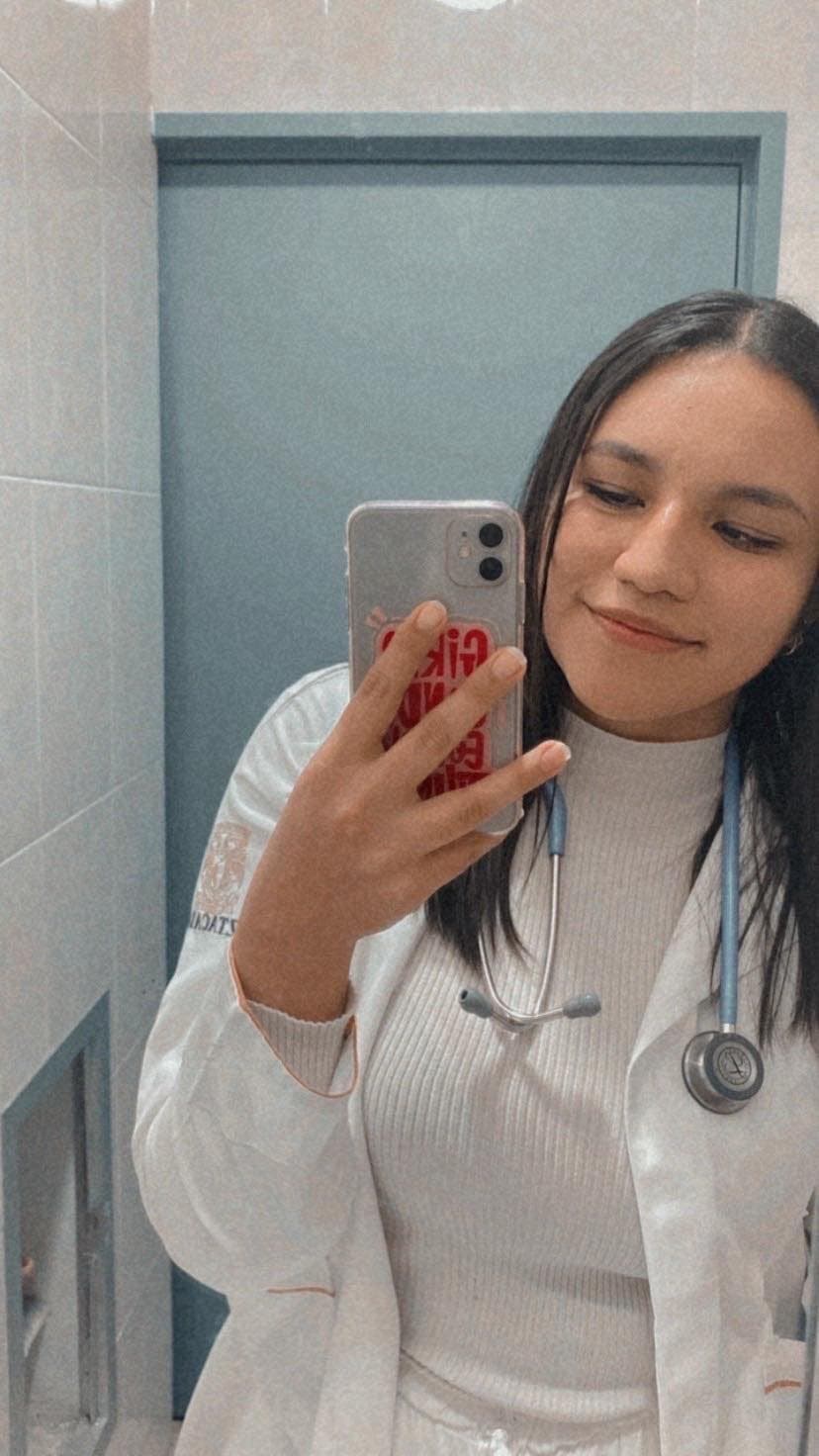 Click to view full size DOCTORA - UNAM / PUTA EXHIBICIONISTA.