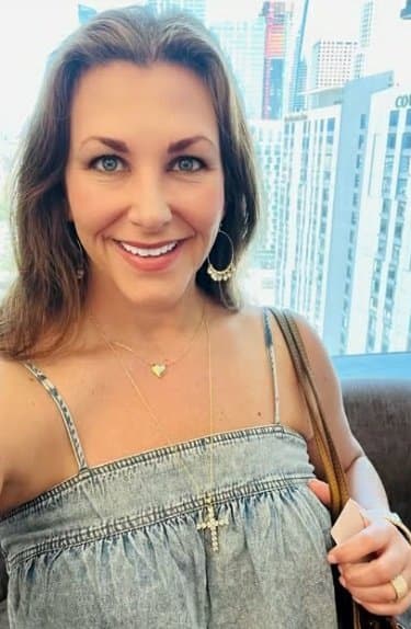 Regina R. Chubby Cumslut KW Realtor from Spring TX