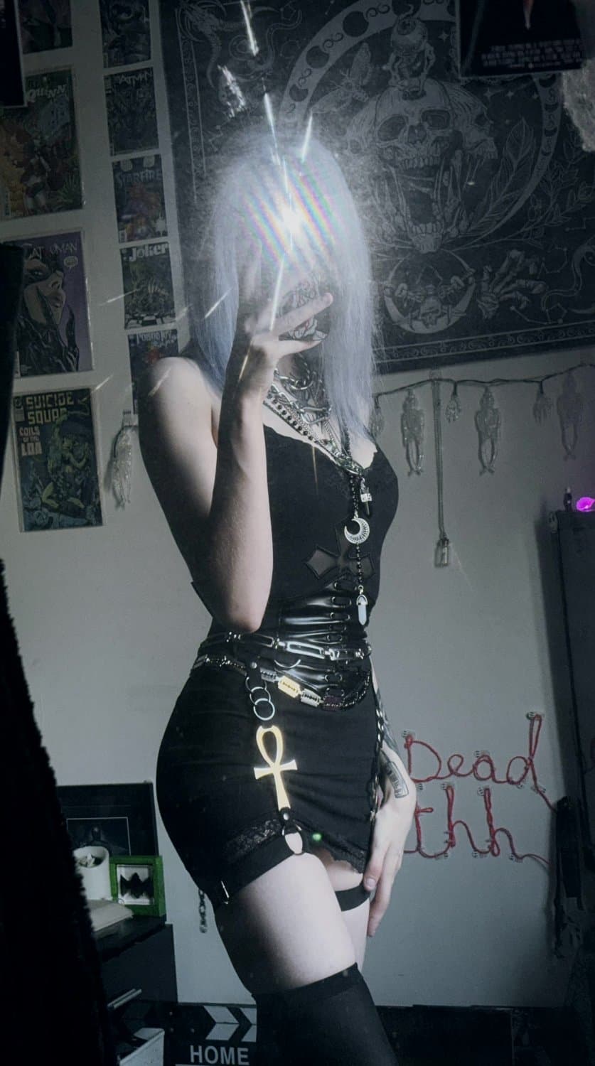 Filth never looked this elegant