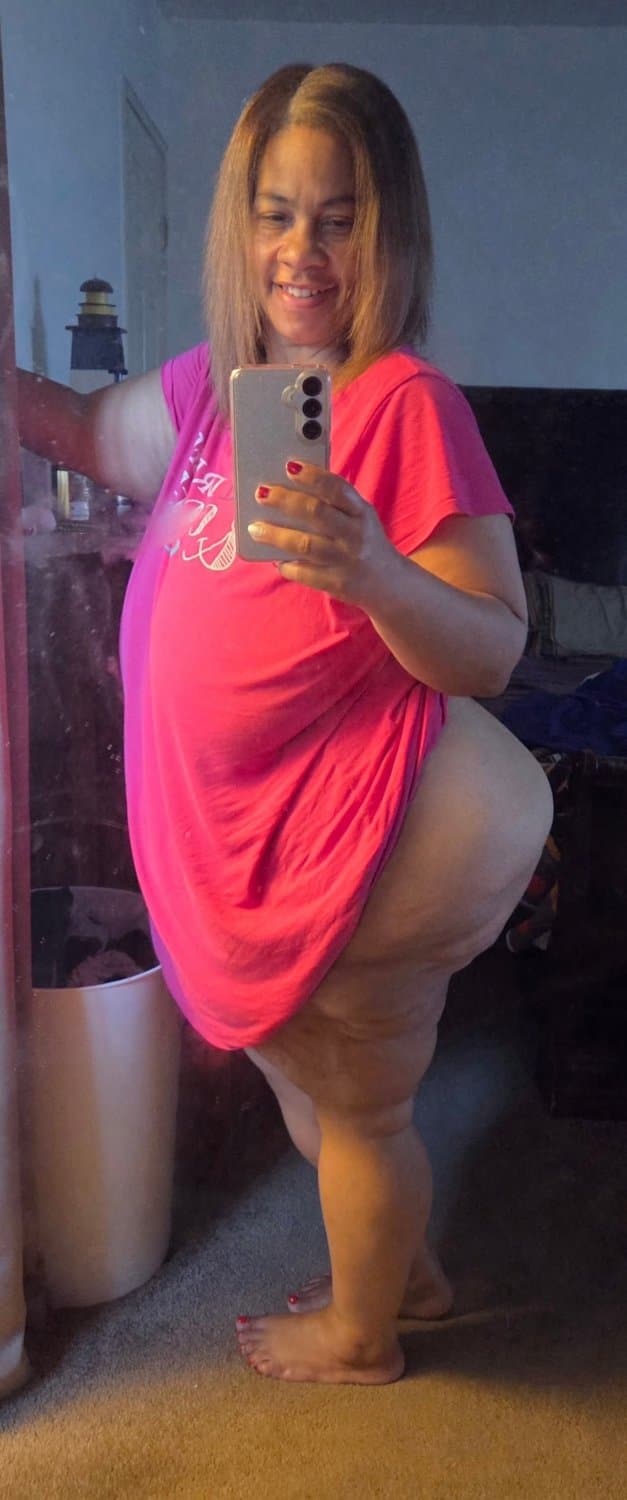 New nude pictures of this freaky bbw