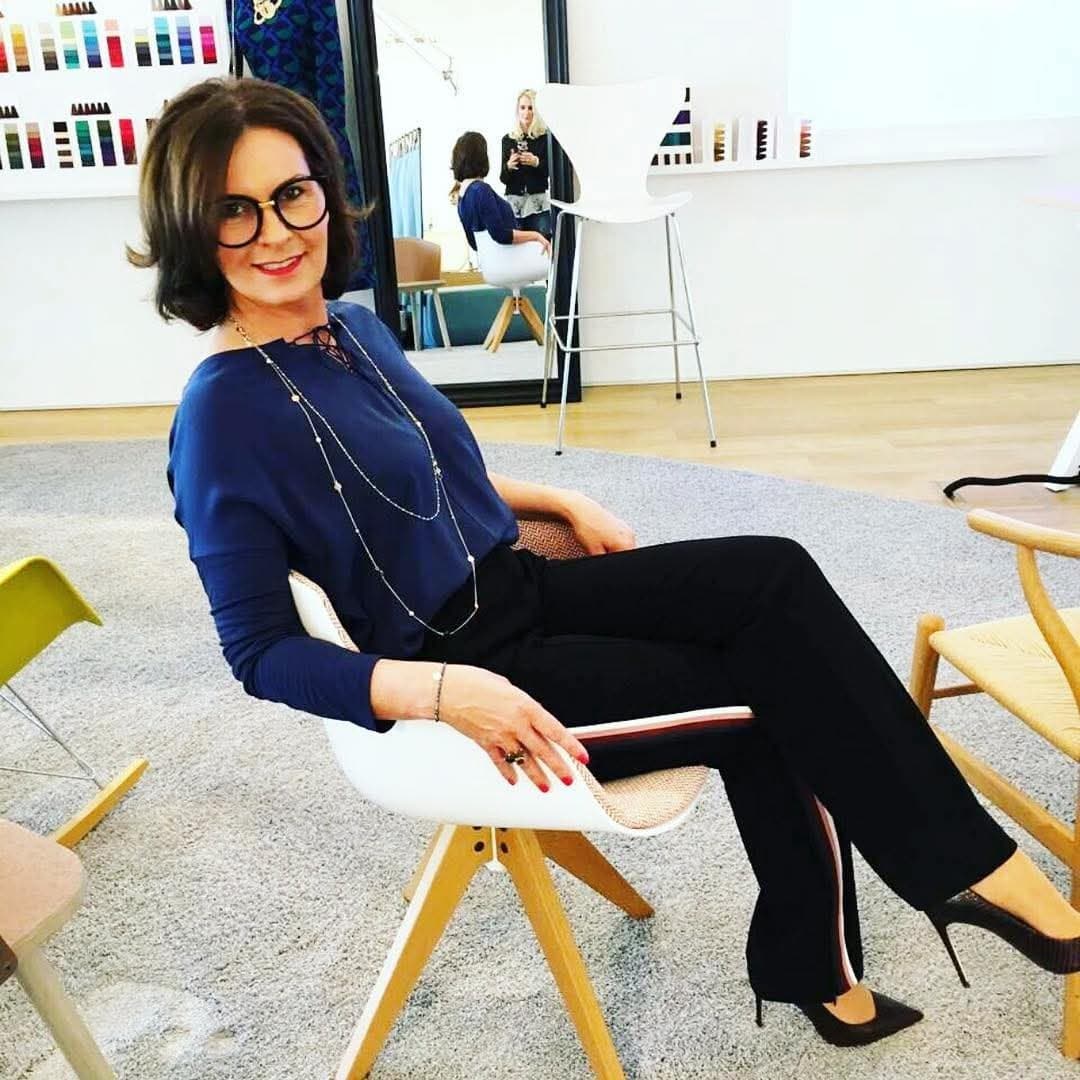 German thicc elegant gilf ❤️❣️???