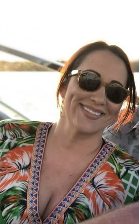 Love seeing sexy Latinas show off their great tits in public back in their party days