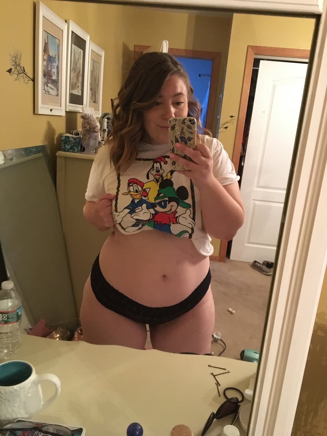 Chubby slut in lace panties