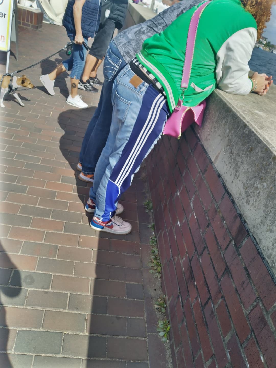 granny looks at the bridge and shows me the black panties