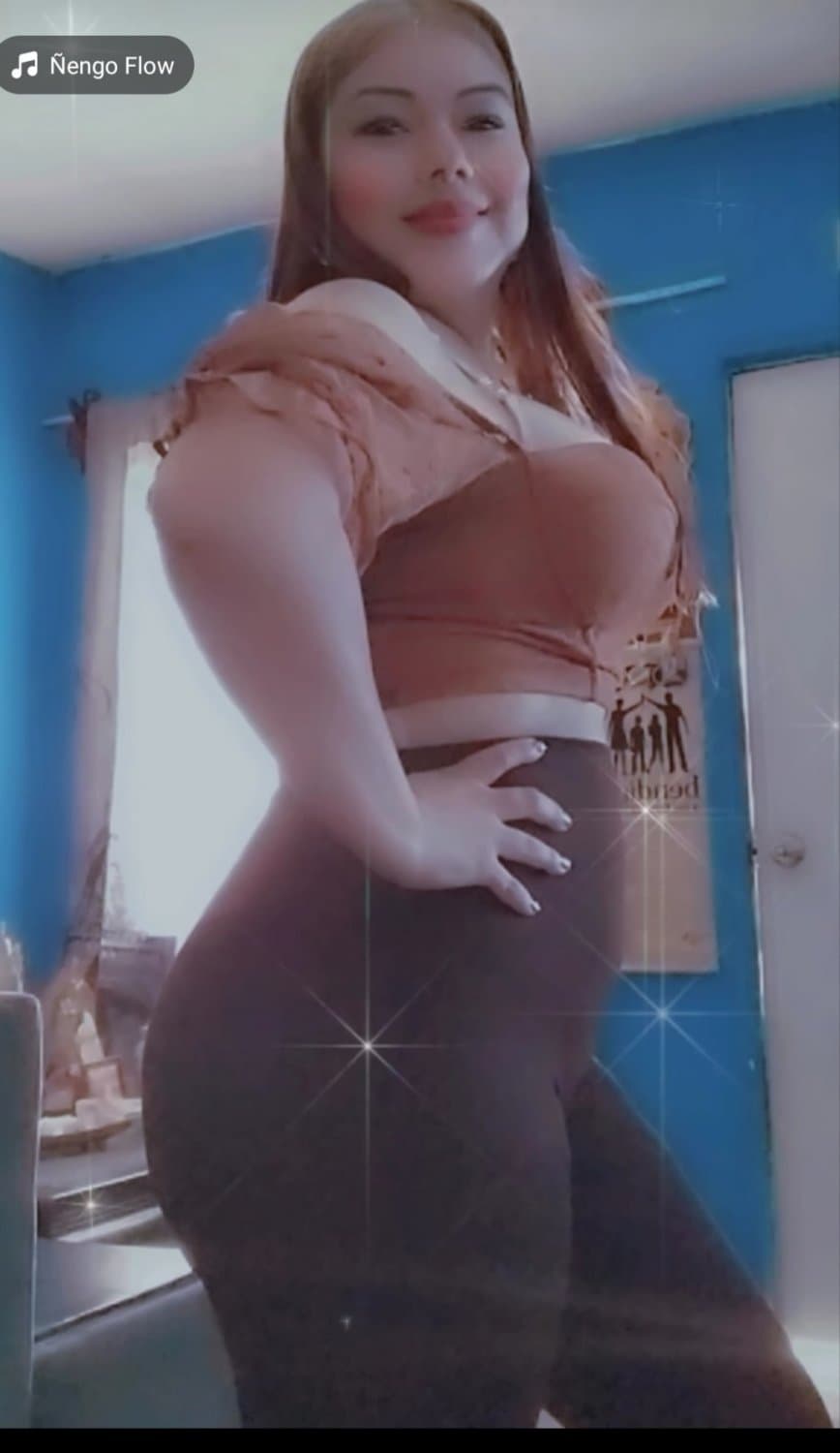 Brenda janeth la putita de cd juarez chih un 500 y se arma....quien ya se la cojio o quien la conoce