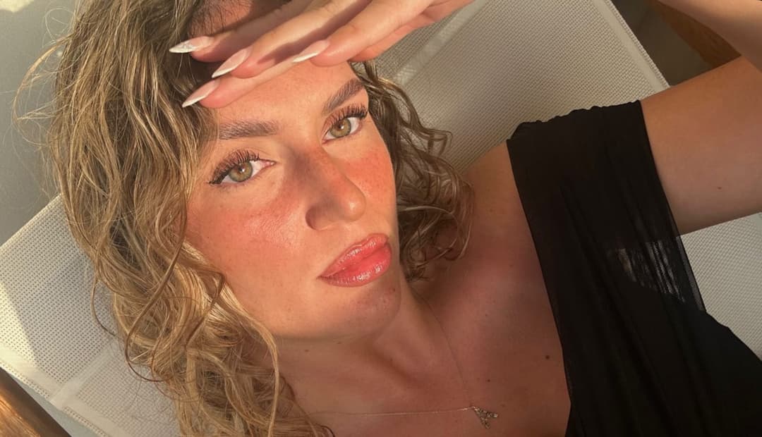 Amina.. Tuzla??/Wien?? Kommentiert geil / Komentarisite! Ko Poznaje inbox, wer sie kennt, dm