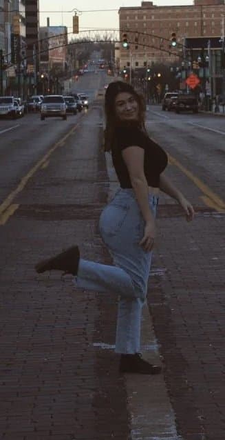 Arabella Sigworth Massive Tits Teen