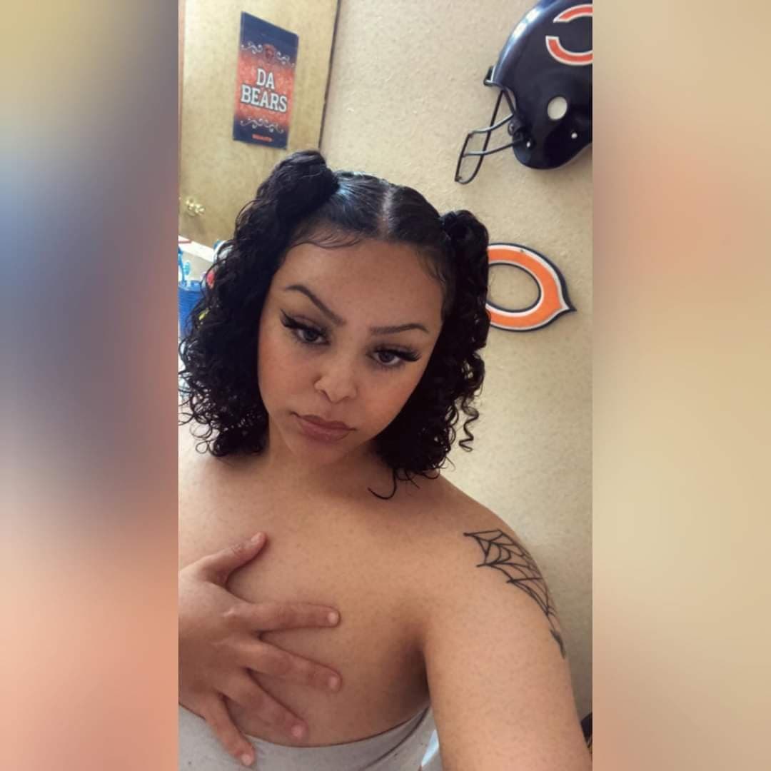 Jay Miller this fat bitch suck dick to make her feel better and special but no one loves her