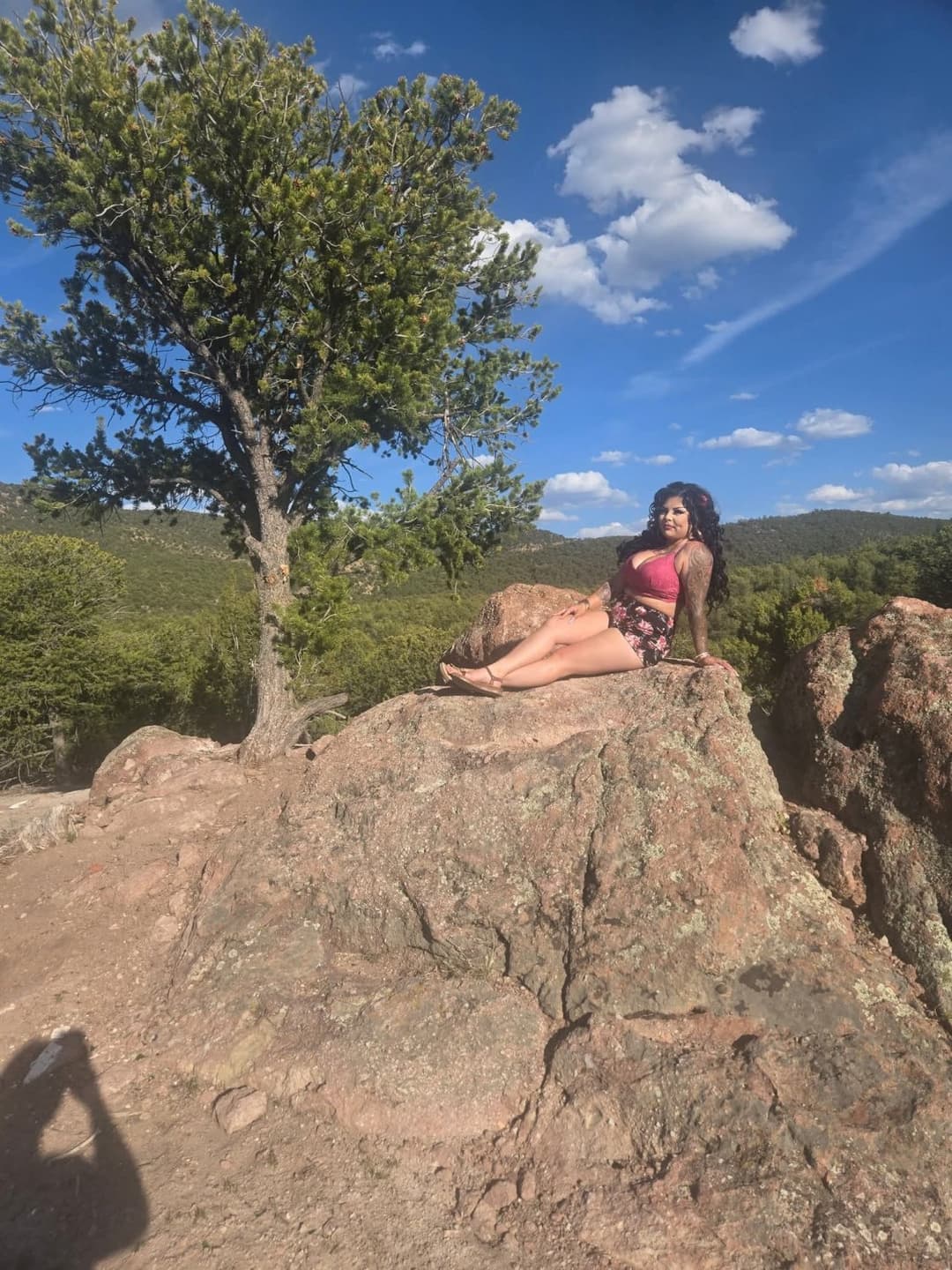 Tru hometown slut,fucking basically anyone when drunk. Literally anyone when drunk