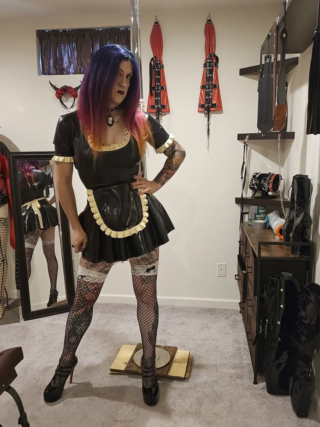 Comment what you’d do to this pathetic trans sissy latex whore.Tiffany minx @tiffanyminxcosplay