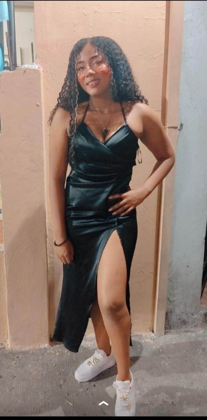 Se lo metí pelo a pelo a la hija de exjugador del Barcelona de Guayaquil