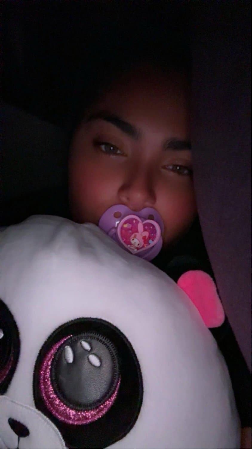 Ex gf Leah from Brooklyn wanted other men to be her daddy while she wore diapers dm for info