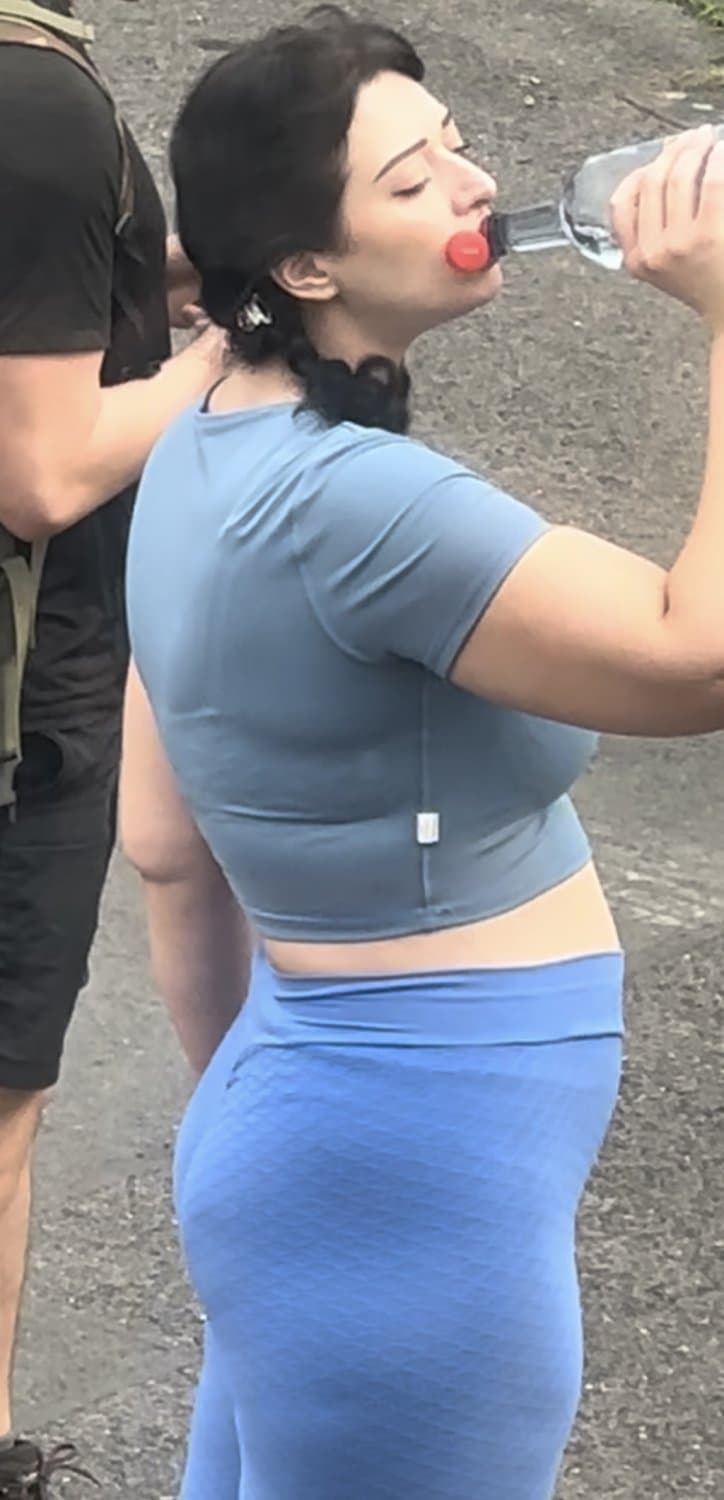 Click to view full size German Leggins Ass