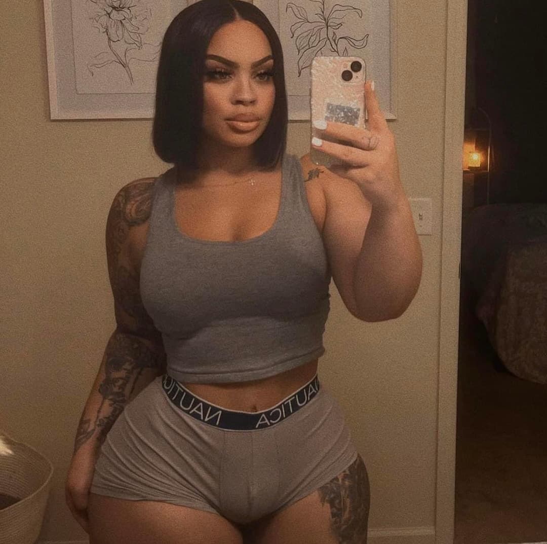 FOR ALL MY FAT ASS AND PUSSY LOVERS 2