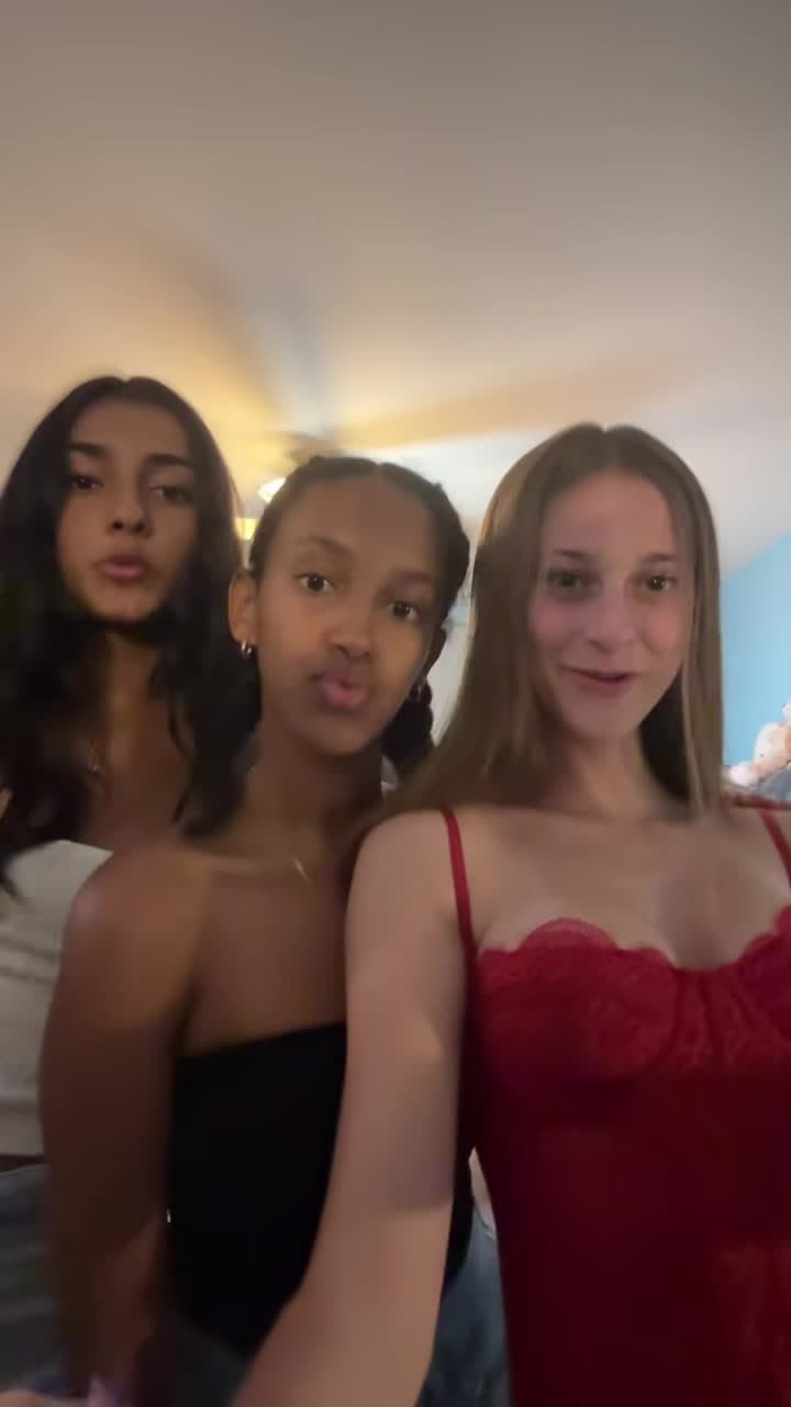 Big Tit 18 year old Sexy Slut Andi