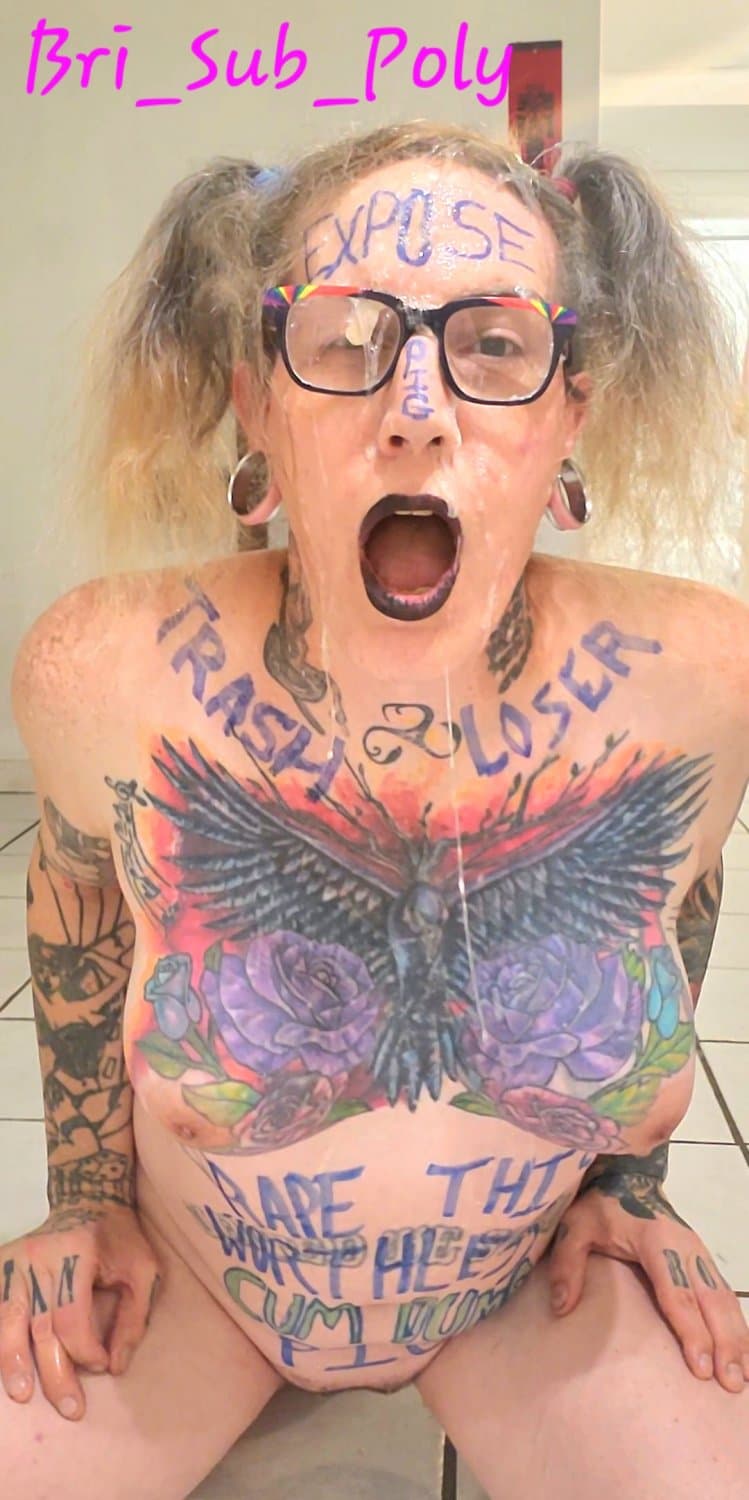 All the neighbours husbands sneak over before work to use the cumdump and give it a piss enema