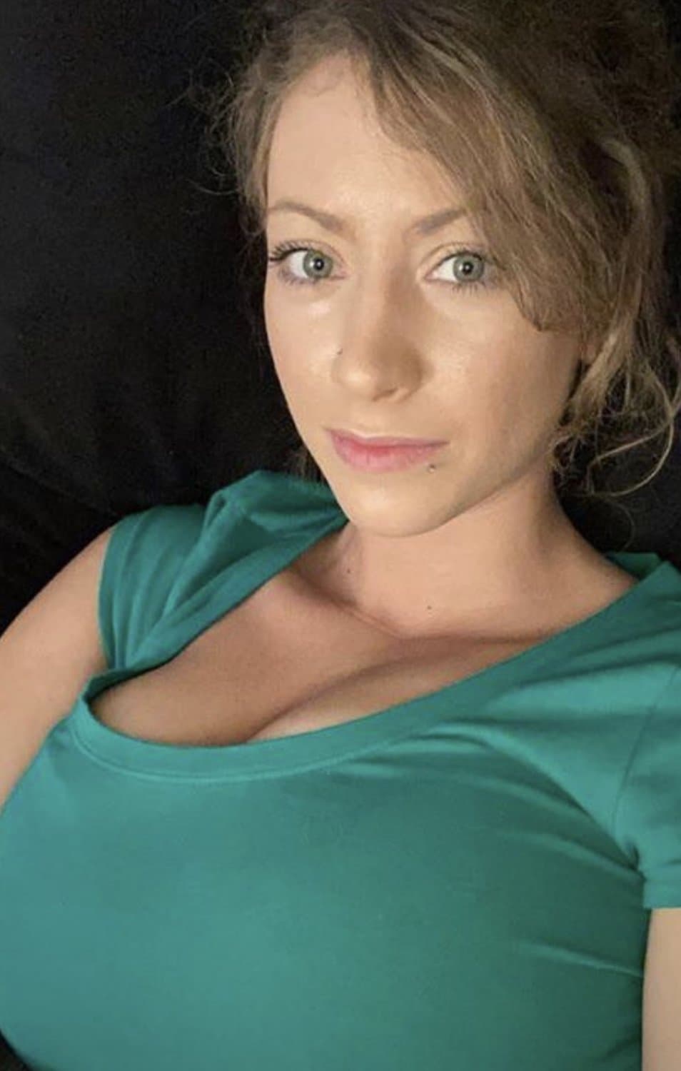 Click to view full size Michigans big tits Brianna