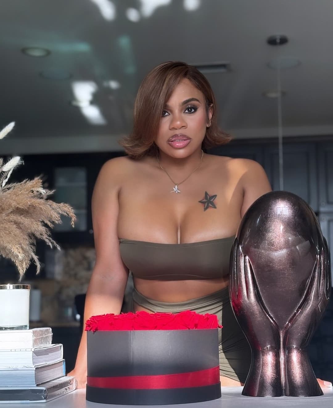 Dominique Chinn Gostosa