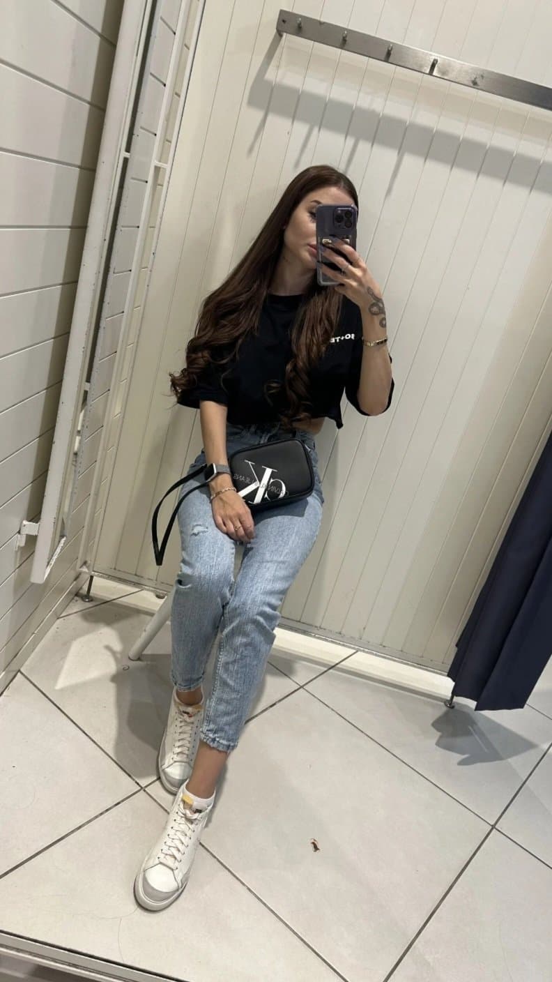 21 Year Old Greek Girl Leak still a virgin