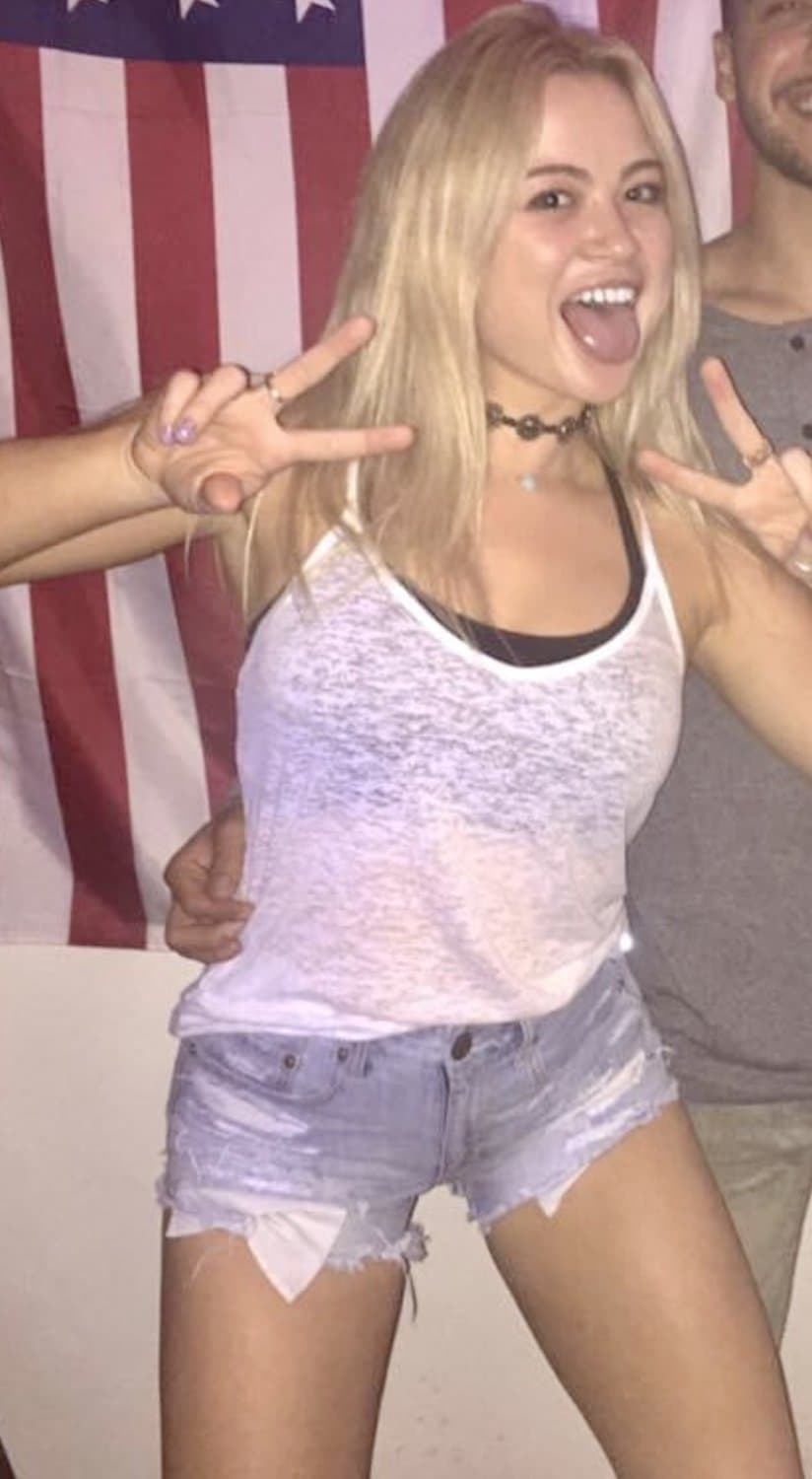 Click to view full size slimthick Pilates Baddie that was a massive hoe in college