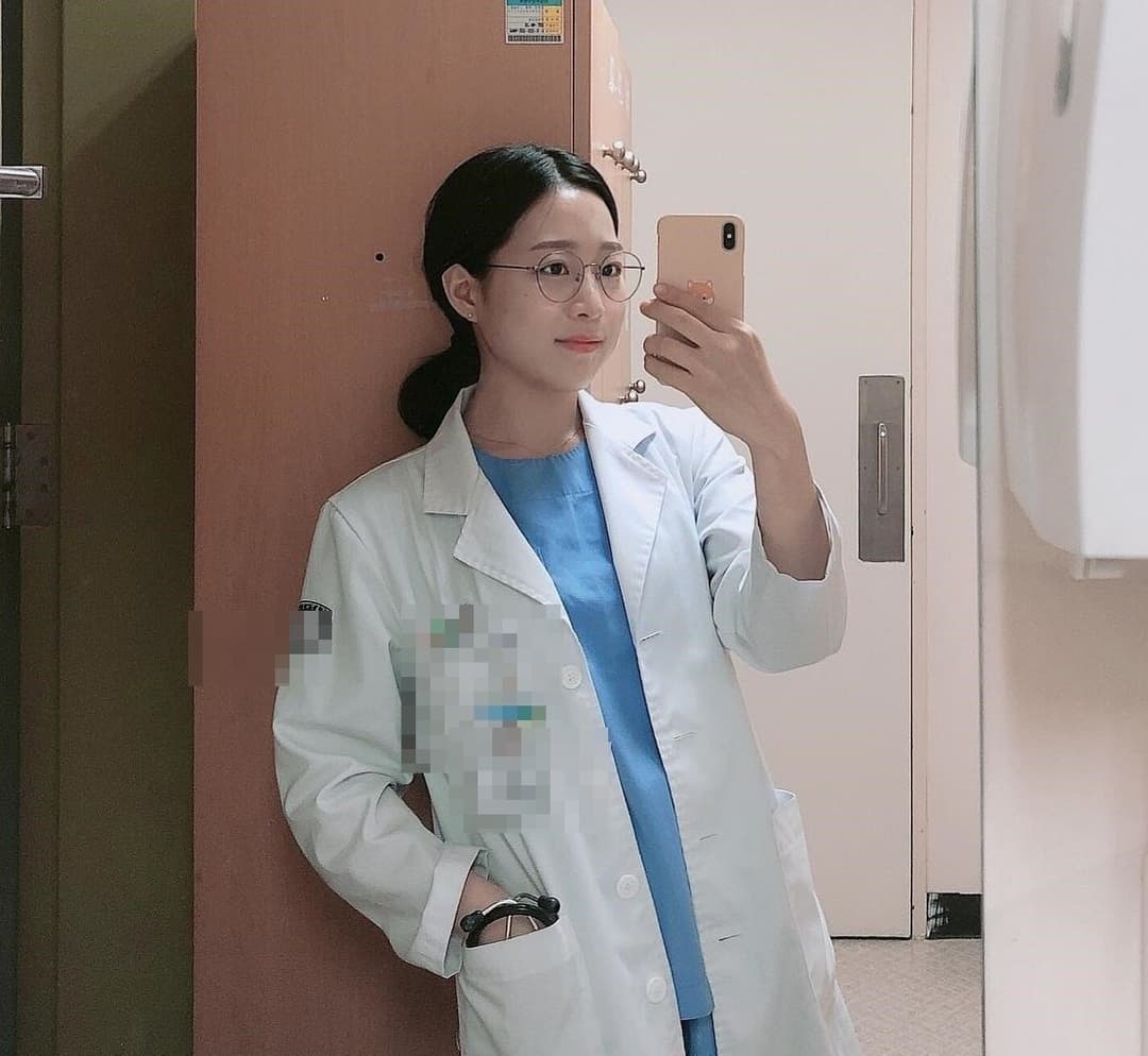 The Dirty Past of an Asian Married Female Doctor