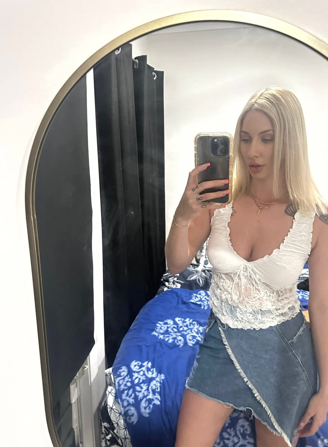 Born to stand out with every blonde strand