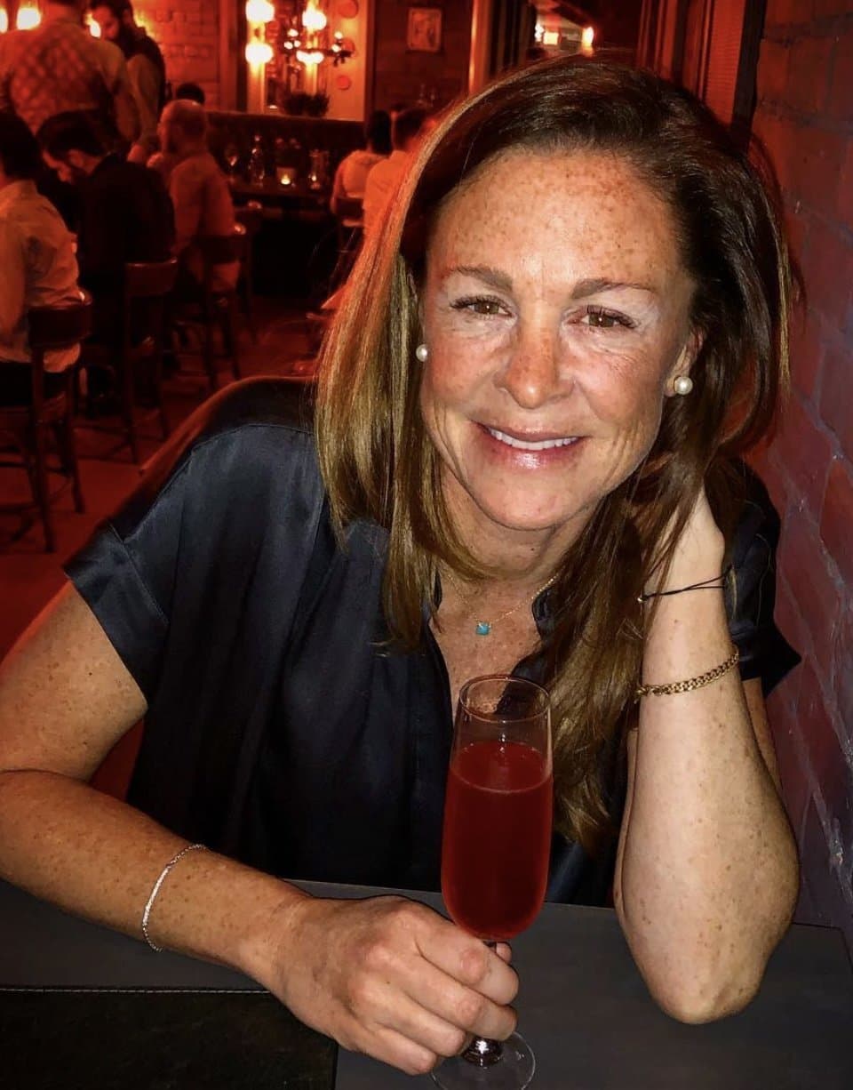 Gorgeous mature wife Kristin