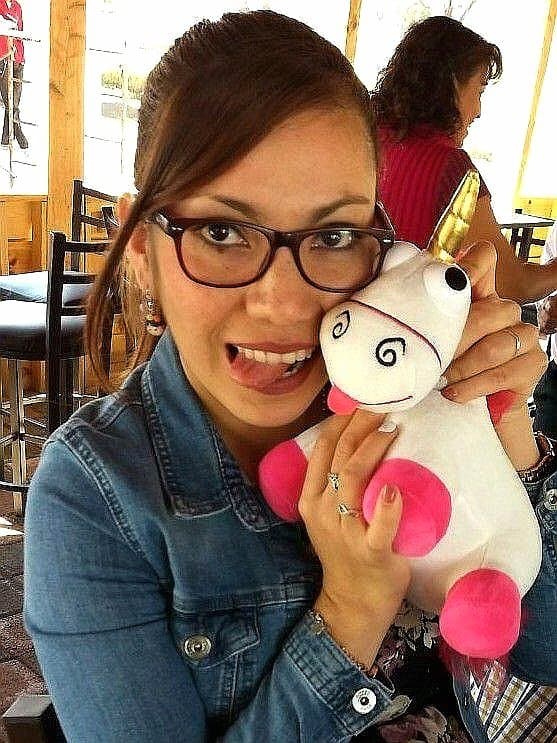 Adeline Madre Culo Fácil Con Cualquiera Que Le Hable Bonito