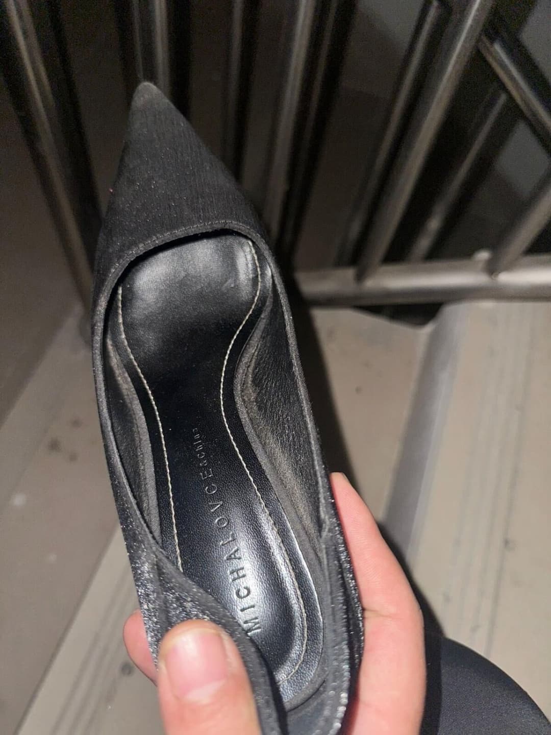 Click to view full size Asian shoes / feet / socks & cum