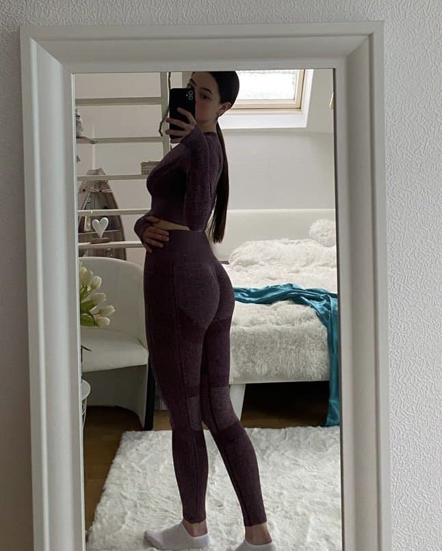 Click to view full size German sluts in socks