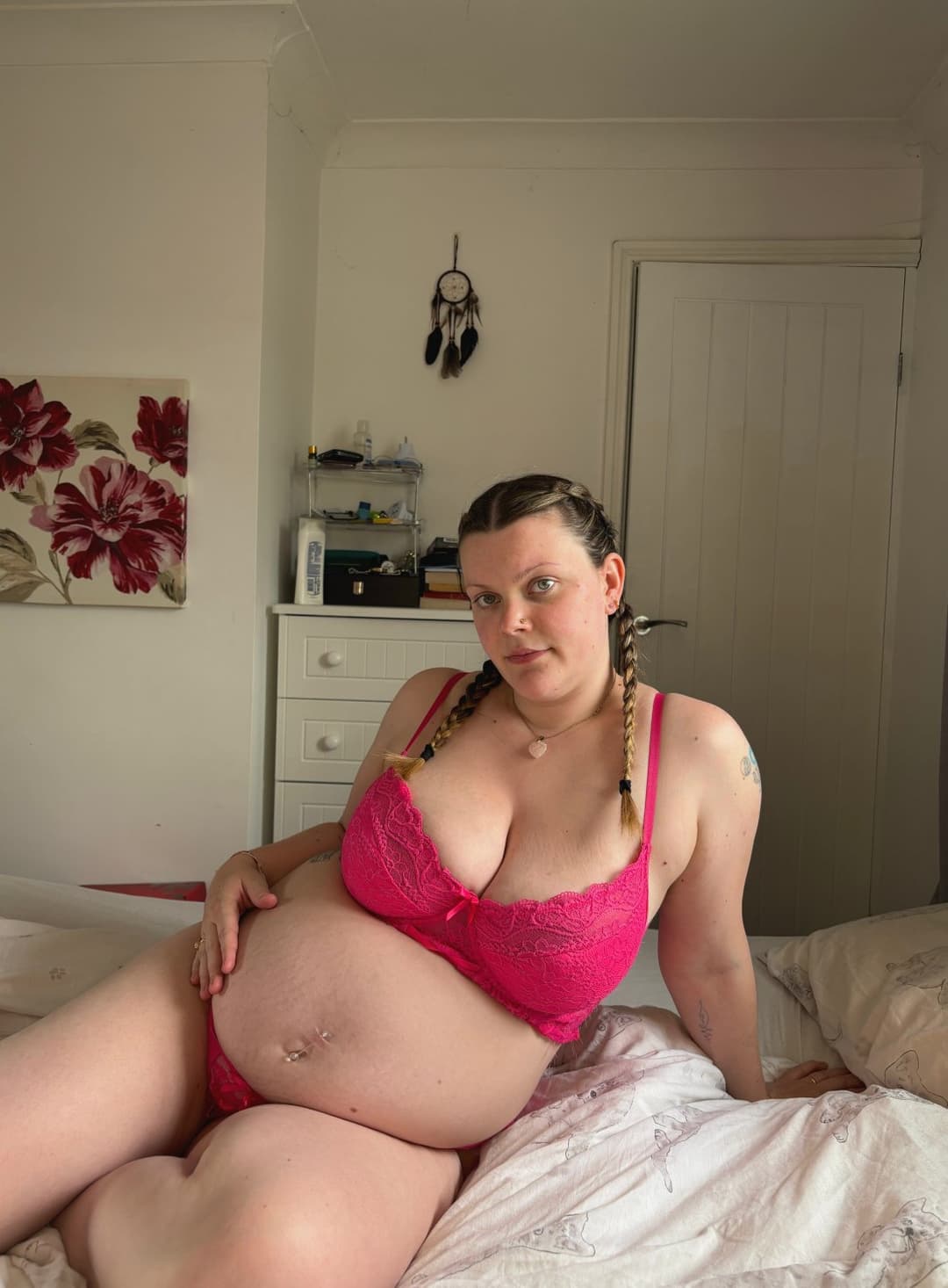 I want you cum on my pregnant belly Daddy