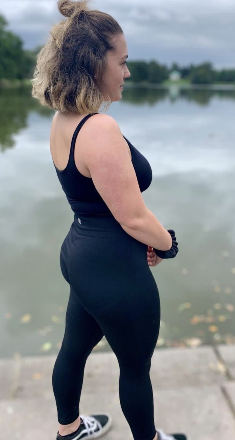 Tabea 23 curvy big boobed girlfriend. Unfortunately not nude