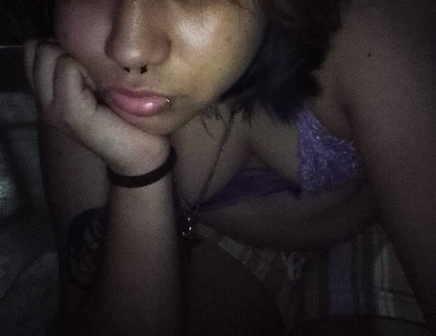 Por qué será que los hombres me ven tanto? es que me cuelgan las tetas?