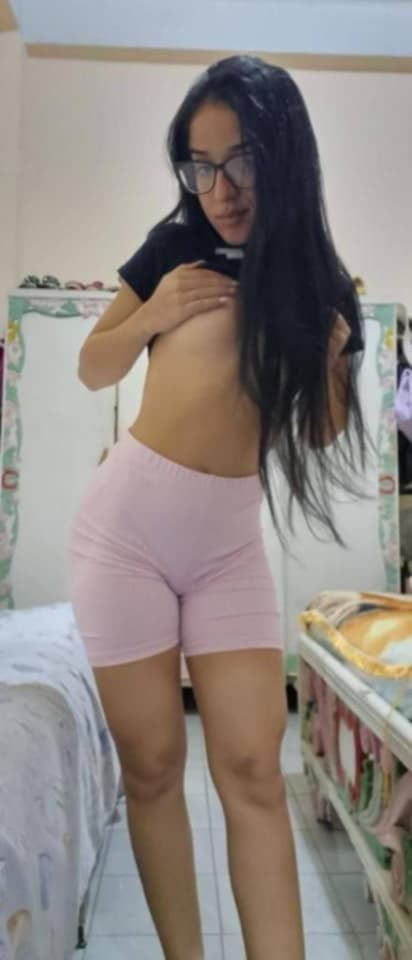 Cubana?? bien puta y caliente ❤️? #cubanas #putas #caliente #cuba #masturbacion