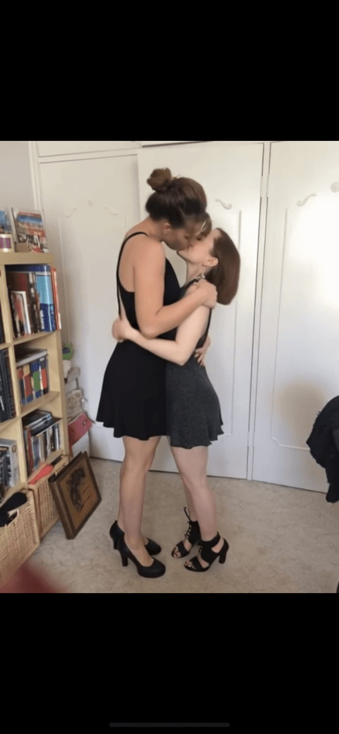 Old and young lesbian sisters kissing. Kik fitfunseeker to discuss your favourite