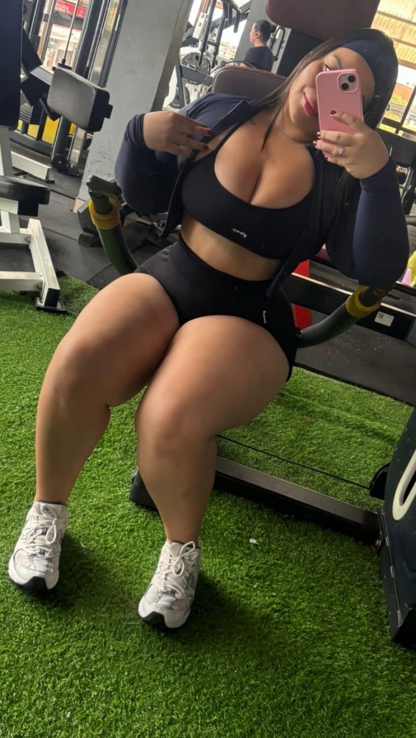 Cavala D+ um corpo desses foi feito pra fazer sexo, gostosa do Cel máquina de sexo transar