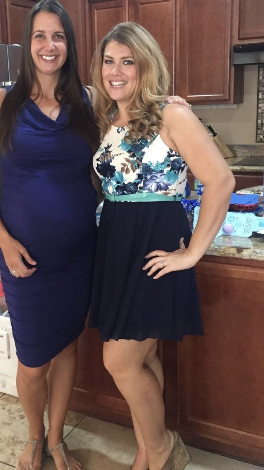 Sexy busty high school teacher Mandi Casillas Bolinger is so sexy and has perfect feet