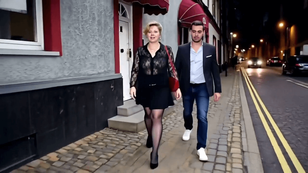 "Do perverse women sleep at night?" - video excerpts made for an erotic club -