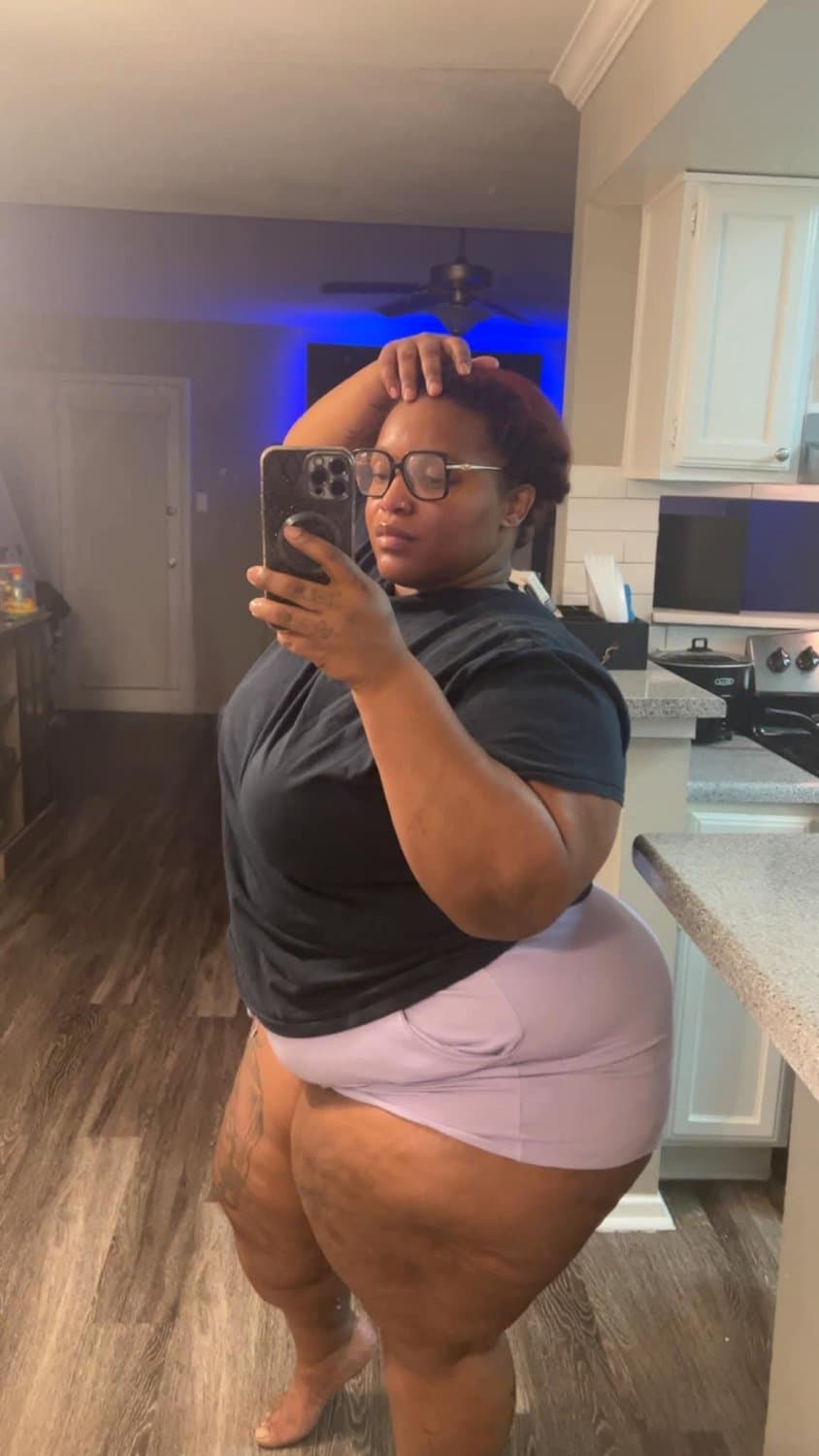 JUICY THICK BIG ASSES LATINA EBONY BBW SSBBW
