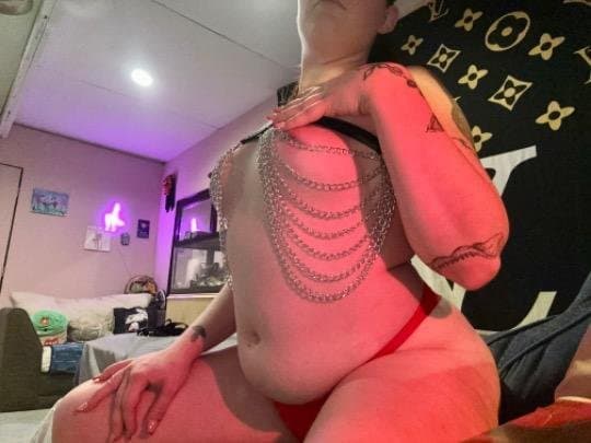 Ashley Drains Solo Thot