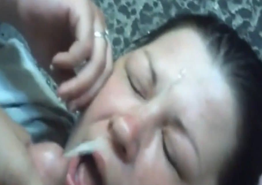 Melissa Get A Big Nut To Da Face