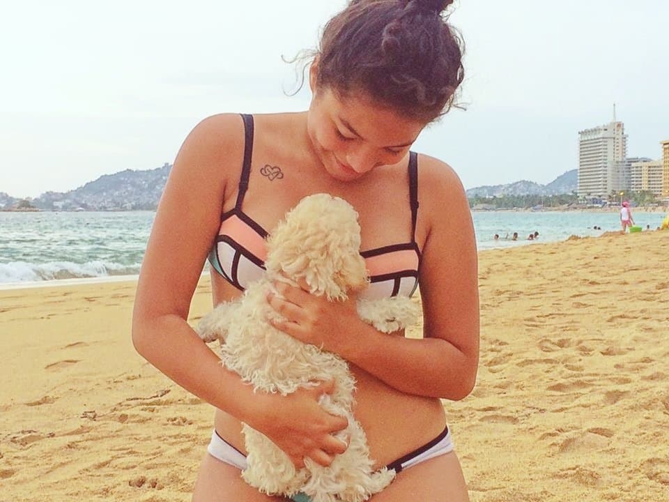 morenita violeta trigo pendeja tetona cogiendo