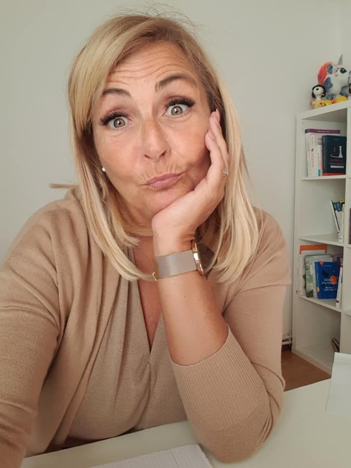 Ann Cath mature beauty