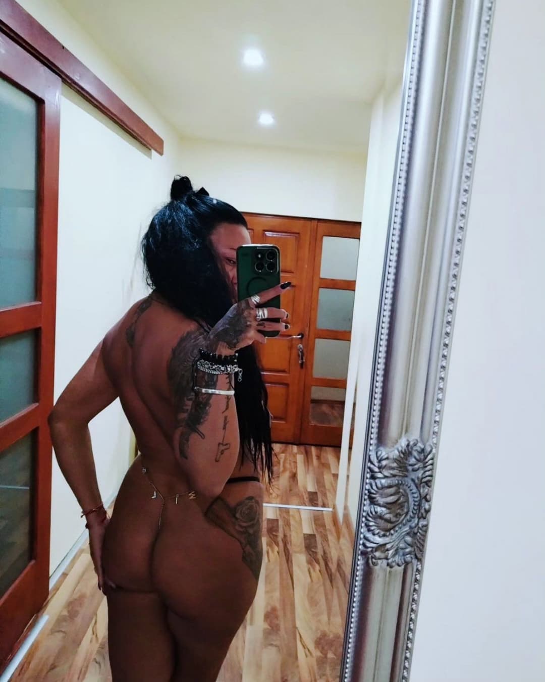 Jelena, Serbian older slut