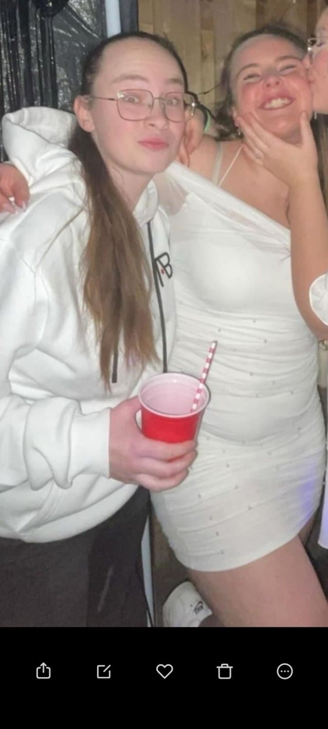 Useless Dutch cumbucket! Call her Fat Dana or Dikke Dana